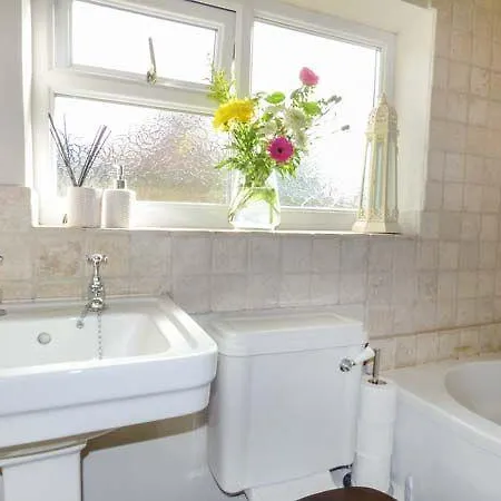 Crabapple Cottage, Saltburn-by-the-sea * Hinderwell